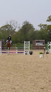 Why do they read your score out as you are heading towards the very first fence⁉️🙈🤣 I’ll admit sometimes I’m too “In the zone” to even hear it… but on Sat I did and thankfully/weirdly it actually made me enjoy the round even more ☺️ I generally always find out my dressage prior to SJ if it’s up, purely for the reason that I like to know and not to find it out via someone else/hear it from the tanoy 🔊 Are you a finder outer?? Or a wait til all 3 phases are completed before knowing?? PS I bet i