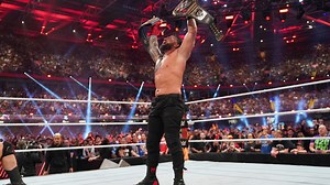 Roman Reigns received help from Solo Sikoa in defeating Drew McIntyre to retain Undisputed WWE Universal Championship