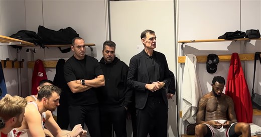 Η ομιλία του Μπαρτζώκα στα αποδυτήρια του Ολυμπιακού: «Έπρεπε να δοκιμάσουμε τον χαρακτήρα μας μέχρι τέλους»