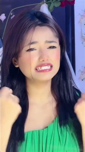 no caption 🙄🙄🙄🙄