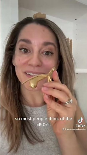 What Does the Clitoris ACTUALLY Look Like