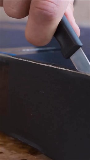 刘希鹏 on Instagram: "How to install LED neon sign ? Here is the full process. DM to get our price list and brochures. #neonsign #neonsigns #neonled #channelletters #signshop WhatsAPP: +86 17798565356"