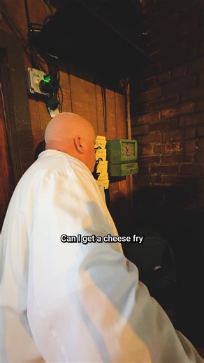 610K views · 19K reactions | They’ve been serving beef since ‘38. Richie’s been serving them there since ‘87.  Brennan & Carr 3432 Nostrand Ave, Brooklyn, NY 11229 Follow for more stories about people and food.  | Eating with Robert | Facebook