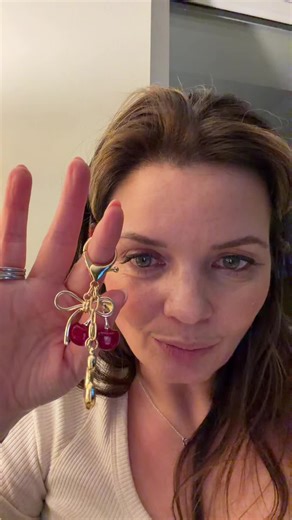 🍒🎀Stunning Personalised Key chain with Cherries & Bows Perfect for gifts, party bags, bridesmaids gifts 🎁 Click the yellow basket to buy now 🩷 #keychain #beautifulkeychain #boujeegift #tiktokmademebuylt #dealdrops