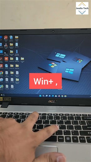 Quick peek at the desktop in the Windows Computer using this keyboard shortcut