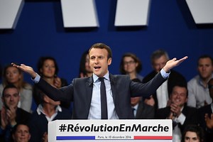 «Il n’y a pas meilleur homme politique dans notre pays» : les «Jeunes avec Macron» changent de nom mais n’écartent pas un retour du président en 2032