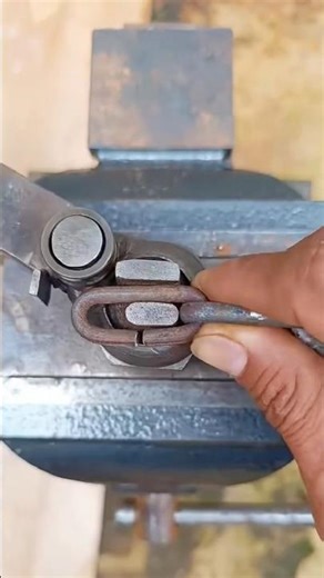 Handmade Steel Chain Link 🔥⚒️