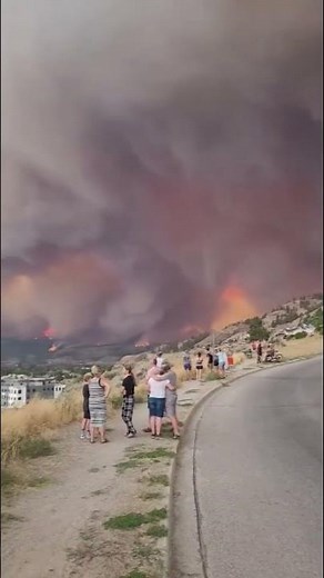 B.C. Wildfires: Evacuations expected as thousands remain on alert due to wildfire near West Kelowna