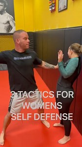 3 tactic for women self defense! #mma #selfdefensetraining #martialarts #fight #kickboxing #kravmaga #KICKS #martialarts #bjj #famouse | Mixed Martial Arts