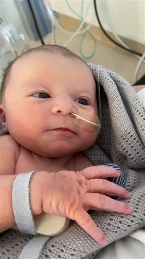 I can’t even put into words what you have done for me these past 8 weeks Madison Grace 🥹 you are absolutely everything I’ve ever dreamed of and more ♥️ watching you change everyday, it is so magical, you are so perfect in every single way 🥰 I love you baby girl 🩷🩷🩷 #fyp #foryoupage #firstborn #8weeksold #newbornstage #newborn #motherhood #babytiktok