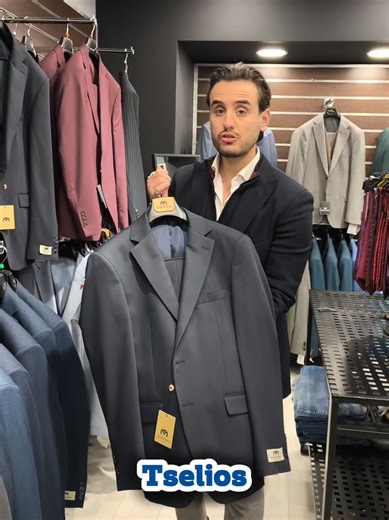 Εκπτώσεις -30% σε όλα τα κοστούμια