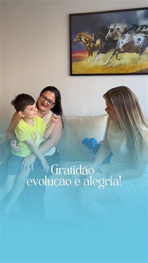 ABAMULTI on Instagram: "Quando a evolução é sentida no dia a dia, ela vira palavra. A Claudinete foi convidada a descrever o desenvolvimento do Samuel em três palavras depois que ele iniciou as terapias na Aba Multi E cada palavra carrega conquistas, esforço e muito amor 💙 Aqui, cada pequeno avanço é celebrado, porque sabemos o quanto ele significa para as famílias. A Aba Multi segue cuidando, estimulando e acreditando no potencial de cada criança 🌱"