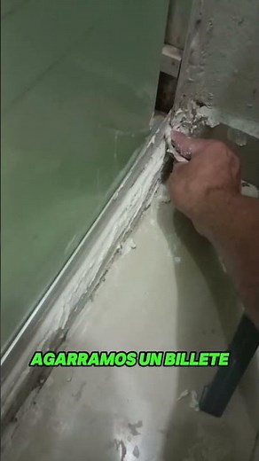 cómo reparar y pegar el azulejo del baño#paratodohaytiempo