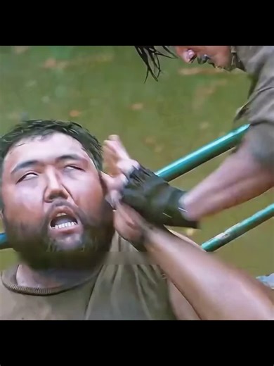 6 Desember 25 Aceh Tamiang 🥀Gak kebayang ini ketinggian banjirnya setinggi apa mobil mobil biss ke angkat seperti ini dan Rumah rata sama tanah , Mencekam‼️#BencanaAceh