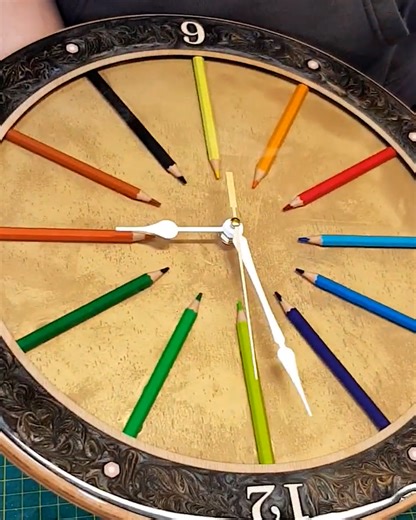 348K views · 449 reactions | DIY Crayon Wood and Epoxy Resin Clock | DIY & Crafts | Facebook