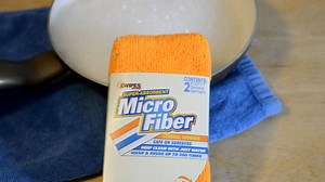 Watch the 9malls review of the Zwipes Super Absorbent Micro Fiber General Sponges. Is this lint free, ultra soft sponge any good? Watch the hands on test to find out. Find As Seen On TV Products & Gadgets at the 9malls Store: https://www.amazon.com/shop/9malls Please support us on Patreon! https://www.patreon.com/9malls | As Seen On TV Reviews