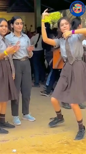 School Girl's Wow Dance | #dance #ytshorts