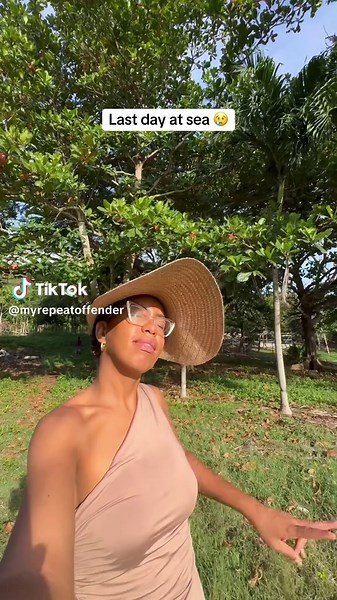 Exploring Ras Mokko Airbnb in Jamaica