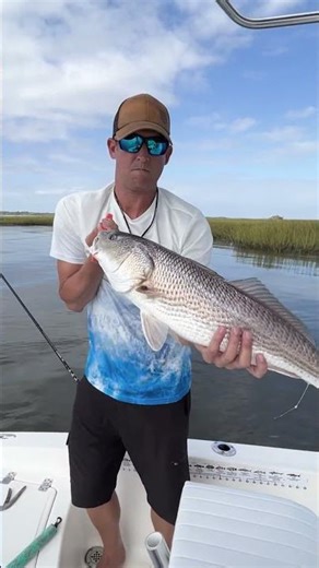 My First BIG REDFISH Caught in North Florida