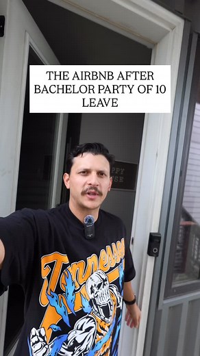 Nashville Airbnb mins from downtown! Rooftop deck. Downtown views. What more do you need? Perfect spots for the bros or ladies wanting to visit. DM me if you want more info about this spot or would like to book! #nashville #airbnb #housetour #realestate | Alexestebanofficial