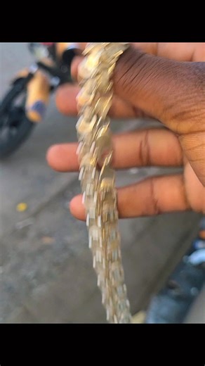 Cash Money chain 52grams pendant 9 grams dm for affordable prices 0759016151#youngdosii #jewerly #silvercoins #jewelrybusiness