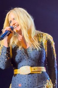 FRONT ROW FOR MIRANDA LAMBERT! Tequila Does! #music #reel #love #reels #beautiful #dance #live #countrymusic | Livingthegoodlife24