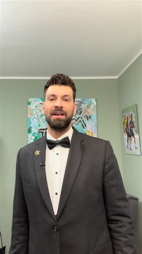 20 Jahre HC Elbflorenz 🤩 Am 14.02.2026 feiern wir unser 20-jähriges Jubiläum. In den kommenden Wochen könnt ihr euch auf besondere Momente und bekannte Gesichter freuen, die ihr garantiert wiedererkennen werdet. Sichert euch jetzt eure Tickets für unser Jubiläums- und Topspiel gegen HBW Balingen-Weilstetten. 🎟️ Das Ticket beinhaltet unser Legendenspiel vor dem Ligaspiel sowie die Jubiläumsfeier im Anschluss. 🔗 hc-elbflorenz.de/tickets Seid dabei, wenn wir gemeinsam Geschichte feiern. 🫶 #elbf