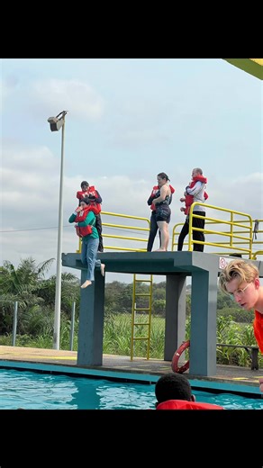 Personal Survival Techniques practicals #CareerOpportunities #maritimeeducation #stcw #fyp