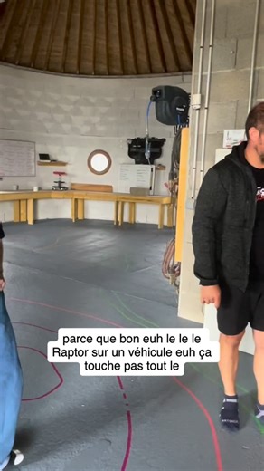 60K views · 108 reactions | Favoriser le raptor à l’époxy pour vos sols ! - cher, + résistant et une possibilité infinie de choix  﫟13,80€ le m2 si vous le faites vous même. 﫟50€ le m2 si vous le faites faire par nos professionnels du raptor. N’hésitez pas à sauter le cap ! Demandez un devis sur info@afcustom.fr #raptorliner #afcustom #boiserie #epoxy | Aerographe-fockeur | Facebook