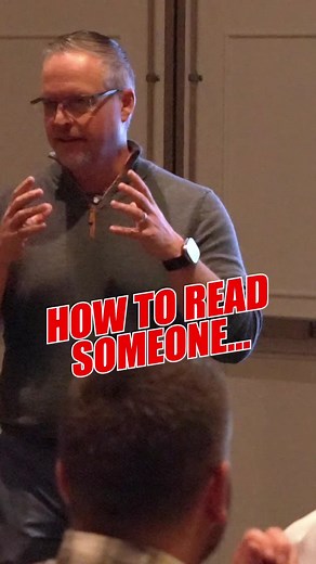 Understanding Body Language for Effective Selling