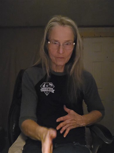 Healing Energy For Today Reiki Lightworker ♥️ 🙌 ✨️ Reiki therapy. Reiki session. Spiritual wellness. Universal life force energy medicine for you today. Balance your chakra system with reiki. Raise your chakra vibration with reiki. Be well with reiki. Be refreshed with reiki. Be encouraged with reiki. Healing Energy Lightworker Gift 🎁 #reiki #lightworker #healingenergy #Reiki