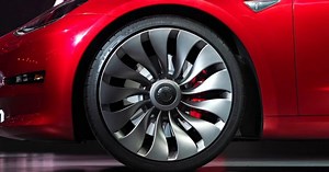 Tesla Model Y: Banged-up prototype makes it all the way to Florida