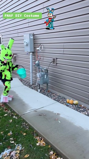 FNAF Spring Trap, Folks.😅💚💚 My 5 year old is obsessed with a blip he saw on youtube — and made a sketch / plan for his costume.🎃🥰 He was so into it — and refused to take the flipper like shows off. It was pretty epic.🥰✨ #fnaf #fnafcosplay #fnafcostume #springtrap #diyfnafanimatronic #homemadehalloween #tiktokhalloween #lifeontiktok #tiktokpartner #fnafmovie #fnafcosplay #fnaf
