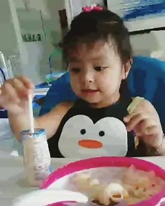 145K views · 291 shares | Tumpang iklan sekejap...  #yakult #yakultmalaysia @yakultmalaysia (Yakult ada rasa masam sebab it contains live probiotics Shirota strain yg produce lactic acid, dan ia bagus utk lancarkan penghadaman. Rasa masam tu juga disebabkan kandungan prebiotic yg tinggi, dalam setiap botol Yakult ) | Lara Alana | Facebook