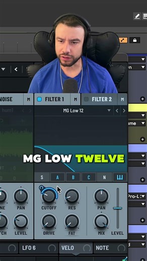 How to Make a FAT WUB BASS using 3 Oscillators!