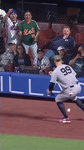 Brett Baty doubles over the head of Aaron Judge 😤