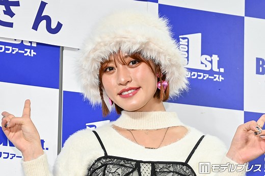 王林、ビキニ姿披露 沖縄満喫ショットに「女神」「スタイル抜群」の声 - モデルプレス