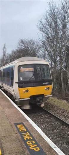 Class 165 Train Horn Olton Station Birmingham 165027