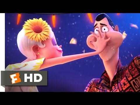 Hotel Transylvania 3: Summer Vacation - Dracula's Date Scene | Fandango Family