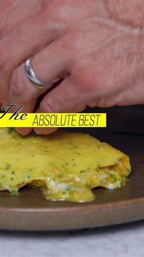 How to Make the Best Omelette | Curtis Stone #cooking #omelette #eggs