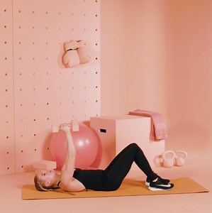 Sculpting Your Arms While Lying Down Is Just One Reason To Love The Chest Fly