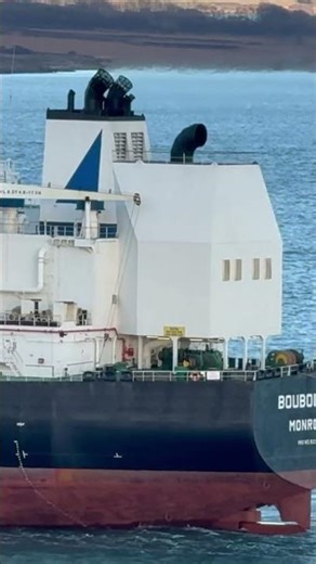 😳 Big scrubber bolted on back-end