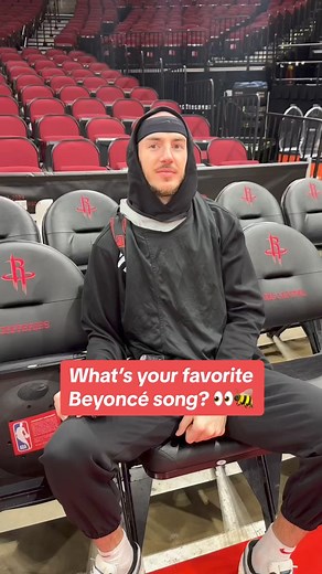 227K views · 3.4K reactions | In honor of Beyoncé’s new album 懶 | Chicago Bulls | Facebook