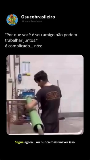 🍇❤️ Uva do Amor — simples, linda e impossível de comer uma só! 😍✨ Quer aprender a fazer aquela uva caramelizada com brilho de feira e sabor de infância? Vem comigo 👇 👨‍🍳 Ingredientes: • 500 g de uvas verdes sem semente 🍇 • 1 xícara (chá) de açúcar • 1/2 xícara (chá) de água • 1/2 xícara (chá) de glucose de milho (ou Karo) • Corante alimentício vermelho a gosto ❤️ • Palitos de churrasco 🔥 Modo de preparo: 1. Lave e seque bem as uvas, espete-as nos palitos e reserve. 2. Em uma panela, mistu