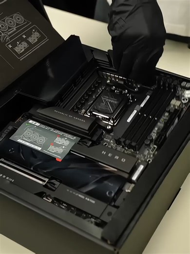 Stunning Custom Liquid-Cooled PC Build