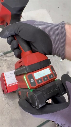 Baseplate installation done right — TE 4-22 with dust removal system and SIW 6AT with Smart Scanner. With Hilti, the future is now. 🧰 ⚡ Shop now 👉 https://hilti.to/1kjksf #Hilti #HiltiIreland #Construction #Innovation | Hilti