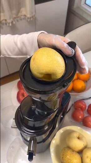 Golden Pear Juice Magic 🍐✨ | Satisfying Fresh Press Moment You’ve Never Seen Before 🧃🔥