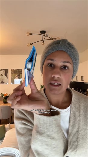 Adriana Cristina 👸🏾 on Instagram: "Faltet ihr eure Milchpackung auch so?😂🥛 #hack#lifehack#tutorial#müll#milch"