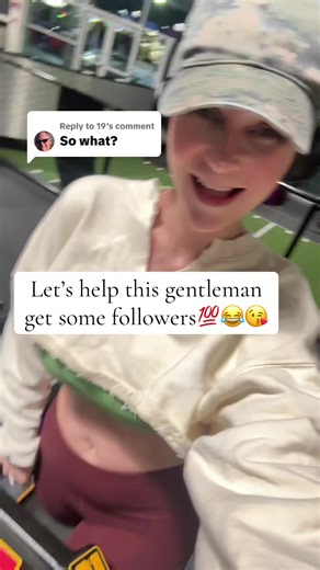 Replying to @19 “Let’s take a moment and look at this profile… looks like you might need some followers. I got you, boo 💯❤️😂”#baddie