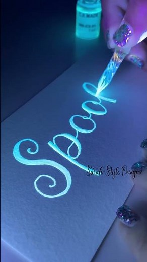 Invisible Glowing Ink with a Glass Pen - Creative Calligraphy